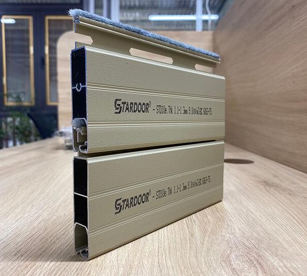 Cửa cuốn Stardoor STD10e | 1.1 - 1.3 ly